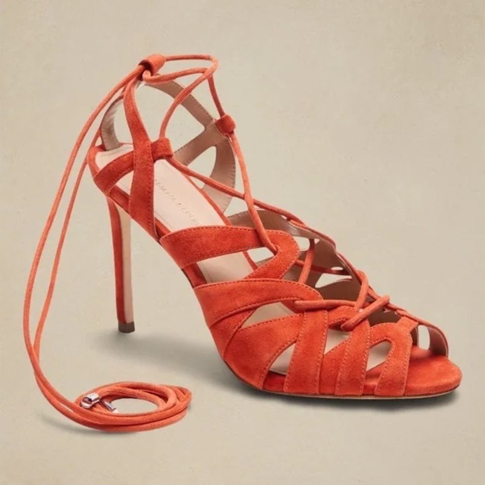 Banana Republic 100% suede leather Jennie Heel in Dune Red size 8.5
